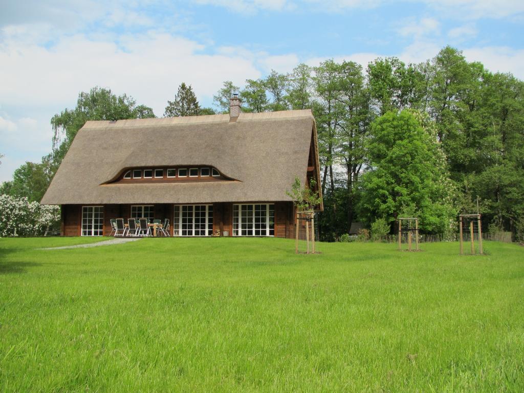 Вілла Exklusives Holzhaus Бург Номер фото